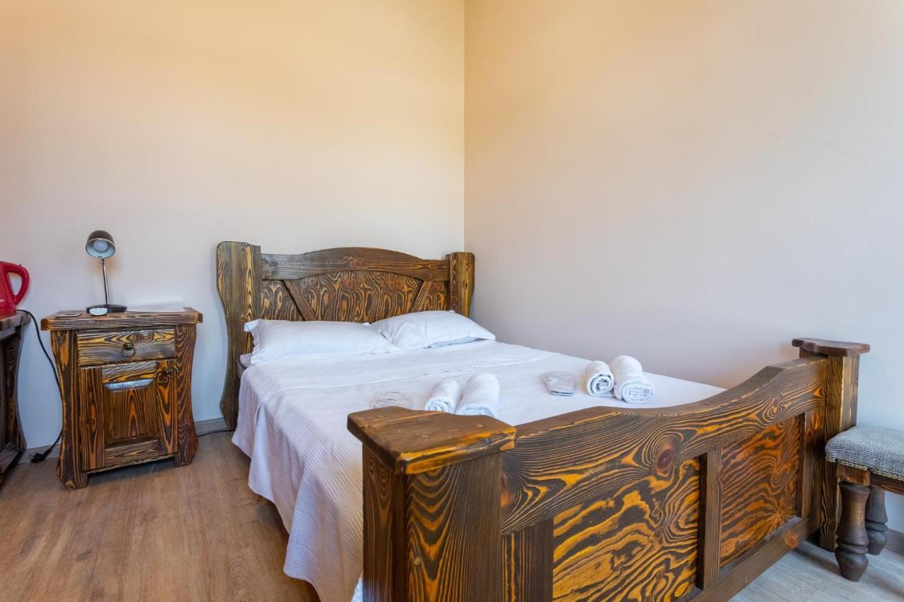 Hotel Phasis Kutaiszi Kültér fotó