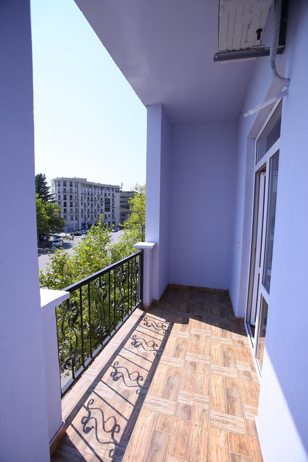 Hotel Phasis Kutaiszi Kültér fotó